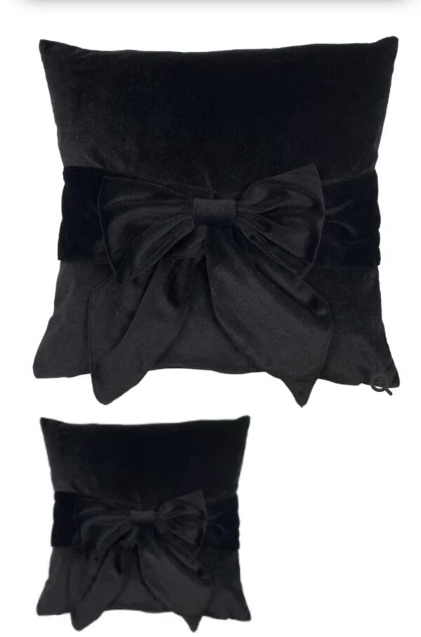 Bow cushion black