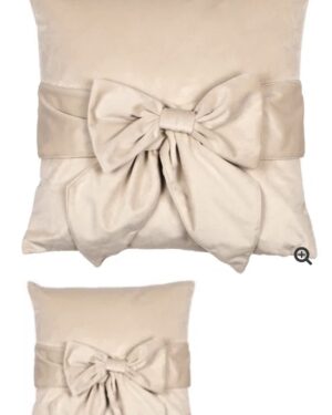 Bow cushion cream