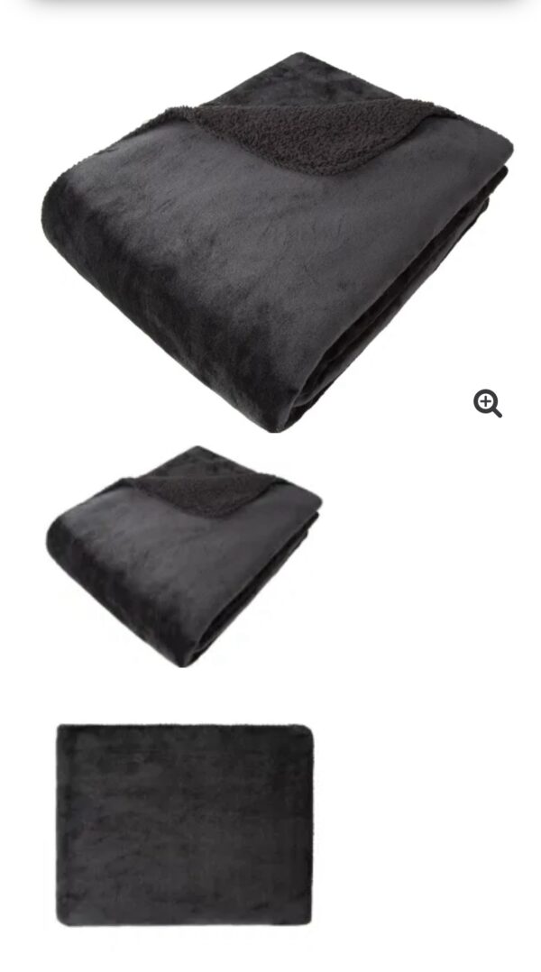 Cozy, reversible throw black